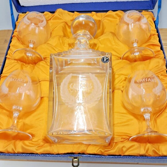 Vilca Italian Crystal Brandy Decanter & 4 Glasses Atlantic City Caesars Palace - Picture 9 of 12